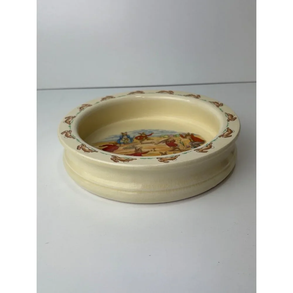Royal Doulton Bunnykins Bowl Albion Barbara Vernon Sandy Beach‎